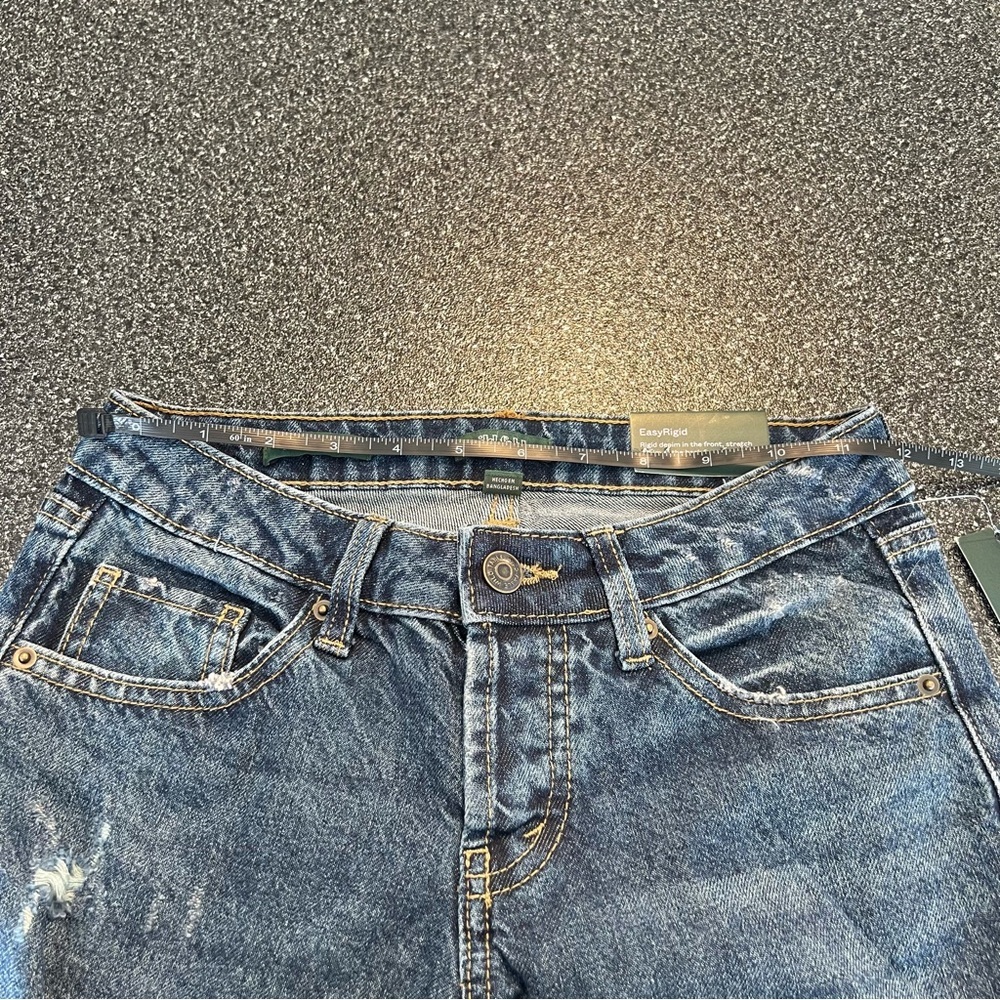 NWT Wild Fable Women's Low-Rise Bootcut Medium Wash Jean Size 00 - Picture 11 of 13